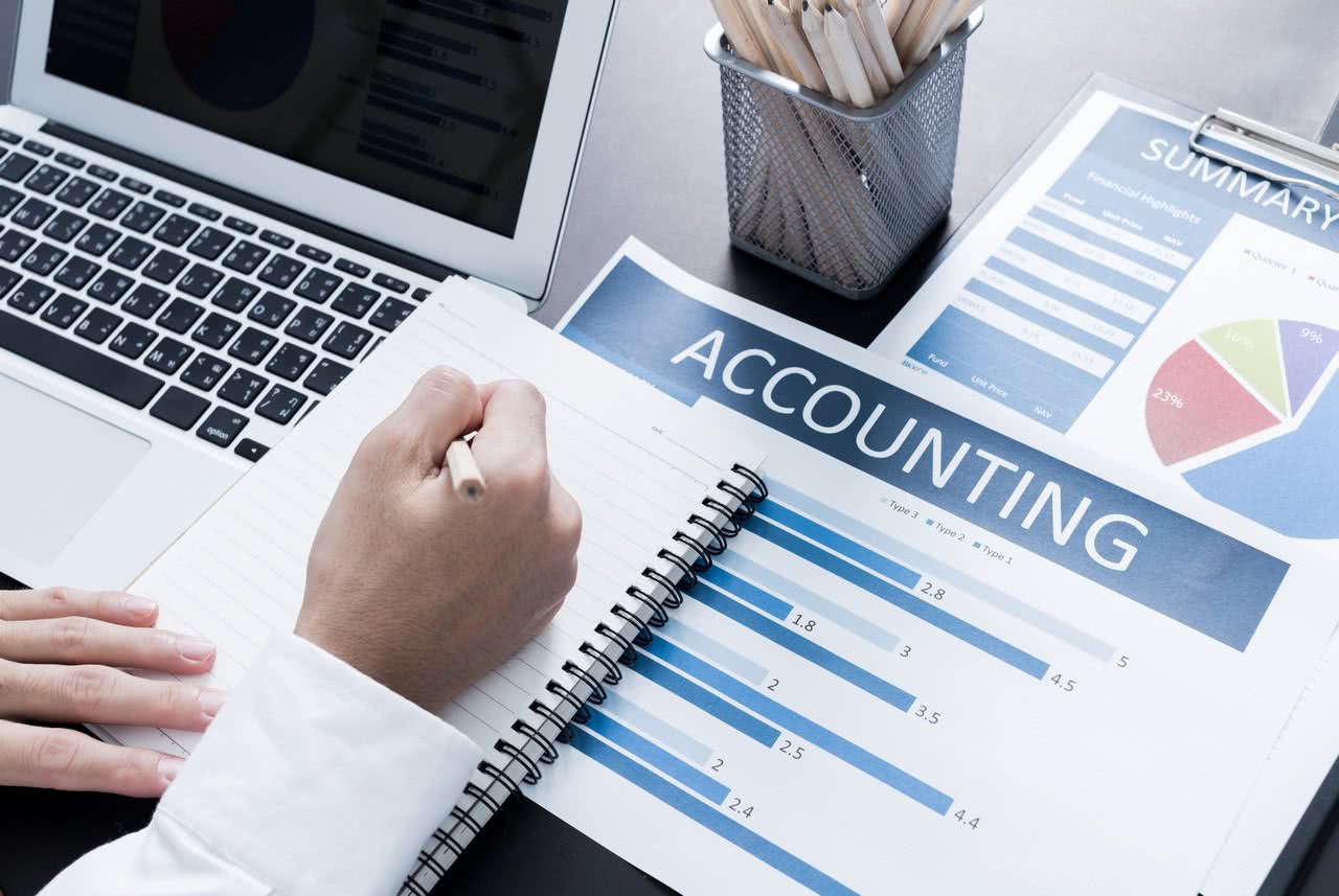 Pengertian-Akuntansi-Menurut-American-Accounting-Association-Tujuan-dan-Manfaatnya